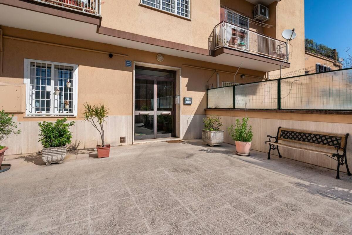 44Oz Apartment With Terrace In Monteverde רומא מראה חיצוני תמונה